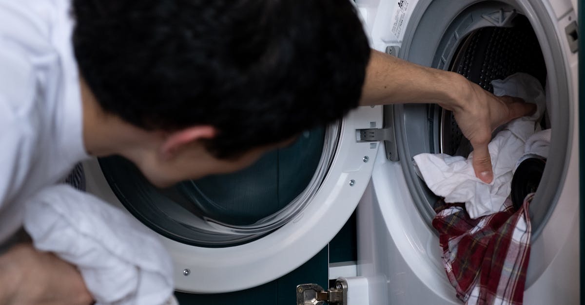 découvrez notre détergent à lessive puissant et efficace, idéal pour un linge propre et frais à chaque lavage.