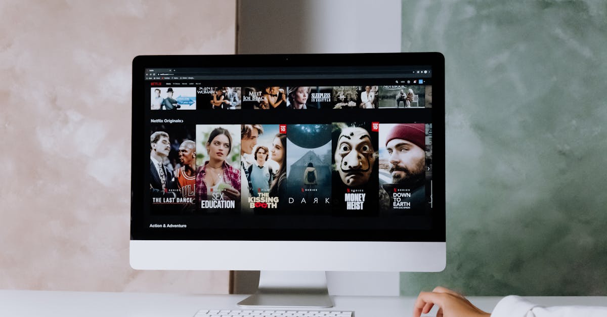 découvrez notre sélection des mini-séries incontournables à regarder à la suite sur netflix pour des soirées binge-watching passionnantes.