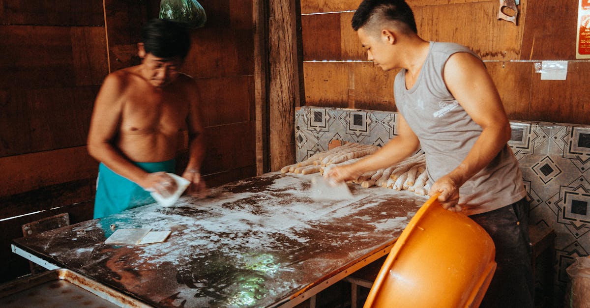gardez votre pain frais plus longtemps avec notre bread keeper pratique et élégant, idéal pour préserver la saveur et la texture de vos pains maison ou achetés.