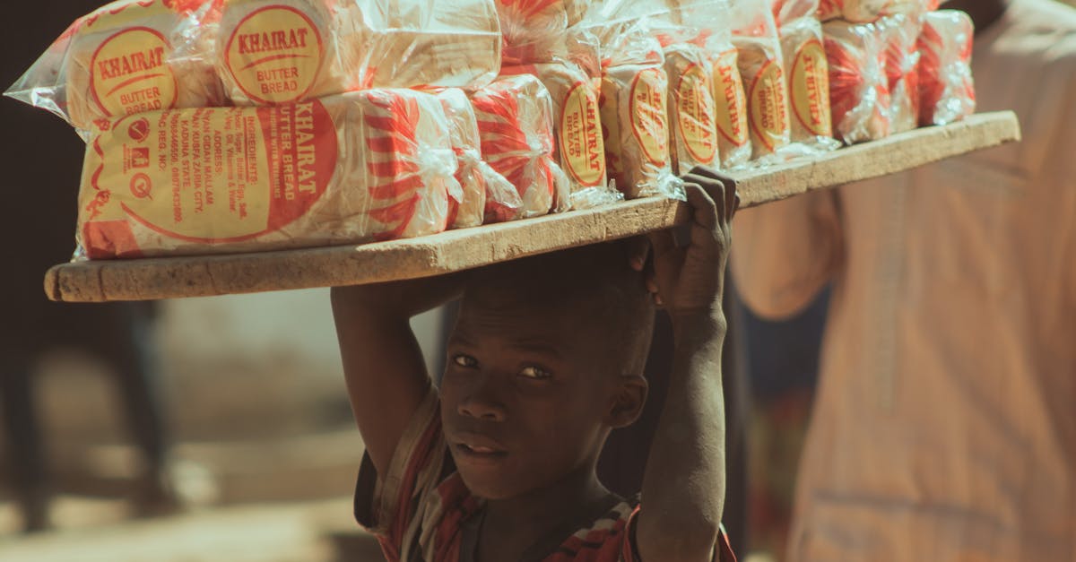 conservez votre pain frais plus longtemps avec notre bread keeper, une boîte hermétique et élégante idéale pour préserver saveur et texture.