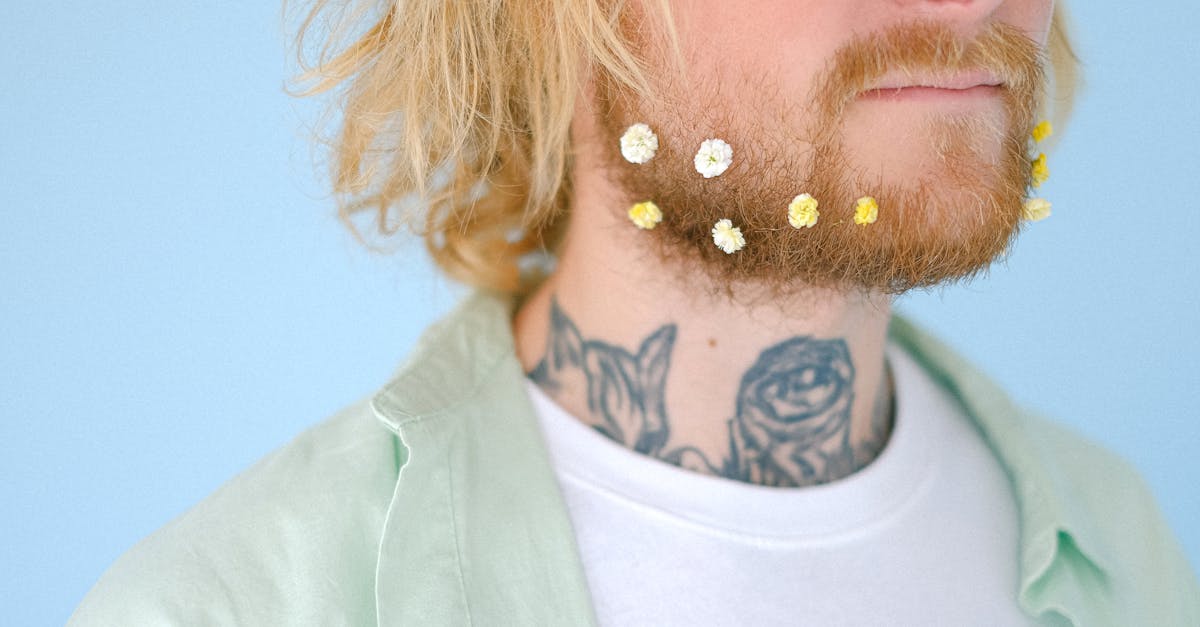 découvrez nos tatouages d'oreille délicats, élégants et discrets, parfaits pour sublimer votre style avec finesse et originalité.