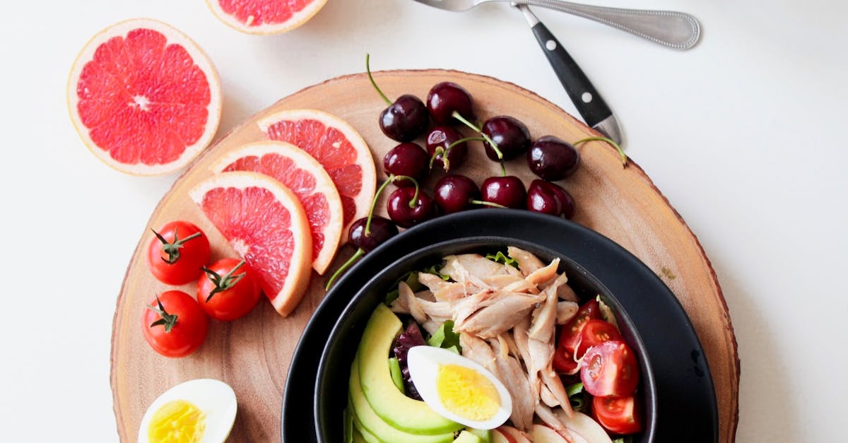 découvrez une variété de formes colorées et amusantes de fruits et légumes pour égayer vos repas et encourager une alimentation saine.
