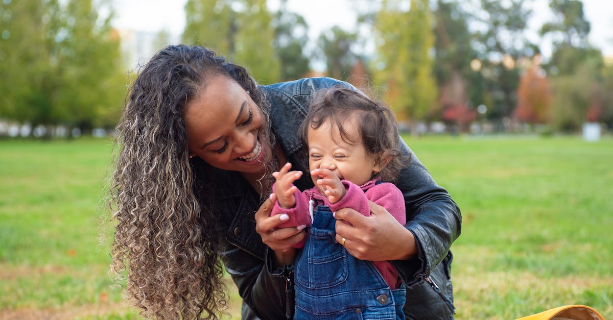 découvrez le syndrome de l'ongle vert : causes, symptômes et traitements efficaces pour prévenir et soigner cette infection des ongles.