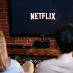 découvrez notre sélection des meilleures mini-séries netflix, parfaites pour une immersion rapide et captivante dans des histoires inédites.