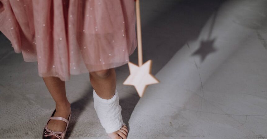 découvrez les transformations étonnantes des acteurs de la série the nanny, de leurs débuts à aujourd'hui.