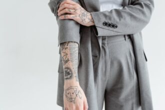 découvrez une collection inspirante de tatouages pour le bras, alliant créativité et style pour sublimer votre peau.