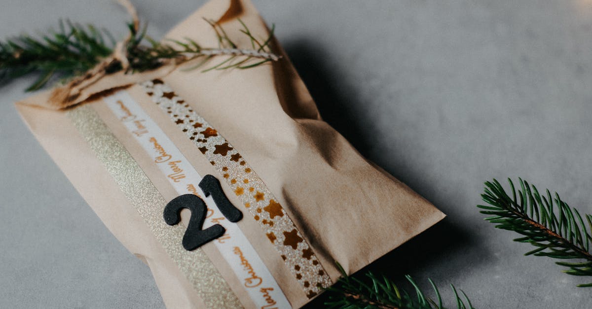 découvrez notre calendrier de l'avent beauté rempli de surprises, de soins et de produits exclusifs pour préparer les fêtes avec éclat.