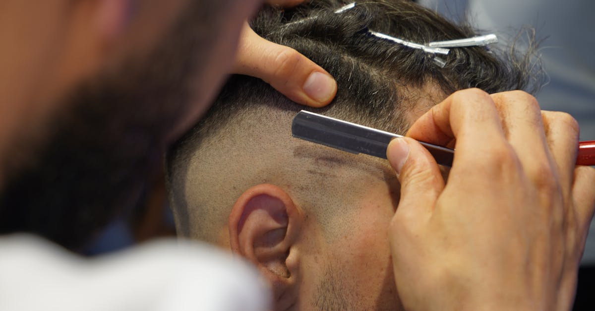 découvrez les meilleures coupes de cheveux pour cheveux fins, adaptées pour apporter volume et style à votre coiffure quotidienne.