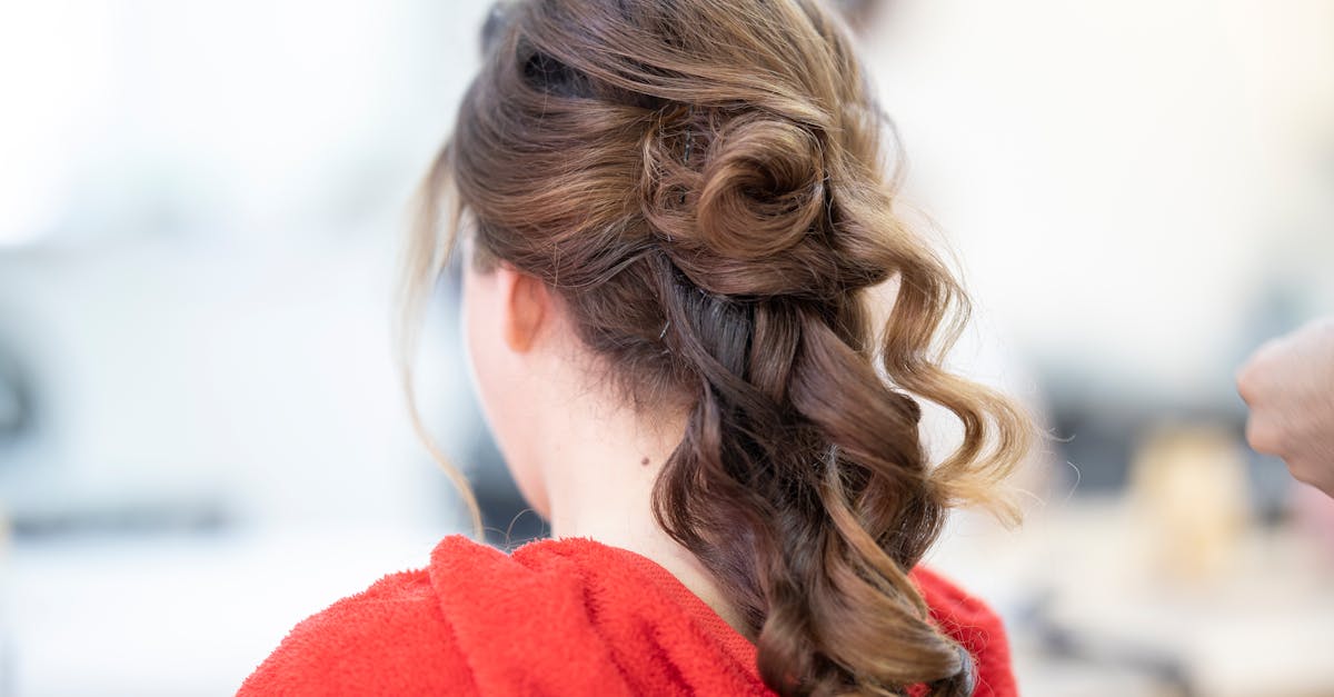 découvrez une coiffure élégante longue au carré, parfaite pour un style chic et sophistiqué en toutes occasions.