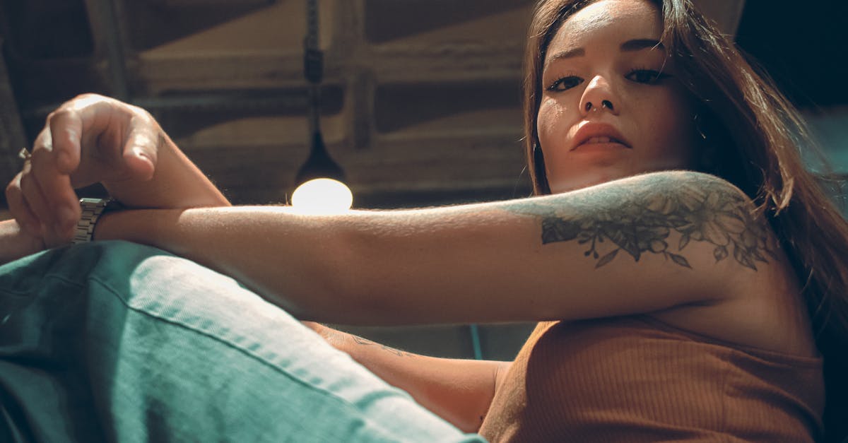 découvrez les dernières tendances de tatouages avant-bras pour femmes, alliant style et créativité pour sublimer votre peau.