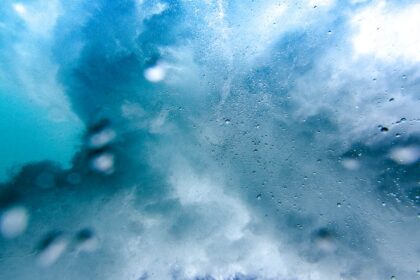 découvrez notre solution efficace pour couvrir et camoufler les hickeys rapidement et discrètement. astuces et produits recommandés pour retrouver confiance en un rien de temps.