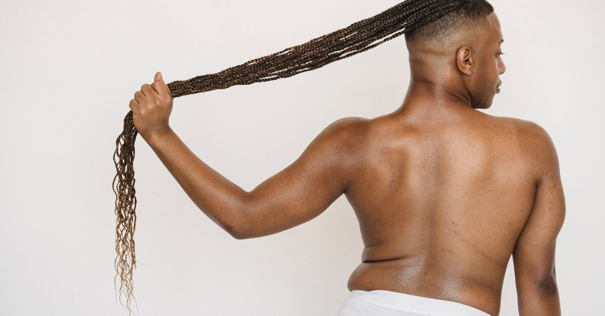 découvrez des idées et conseils pour sublimer votre coiffure longue, des styles élégants aux tendances actuelles pour tous types de cheveux.