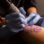 découvrez l'art du tattoo : styles, techniques, inspirations et conseils pour un tatouage unique et personnalisé.