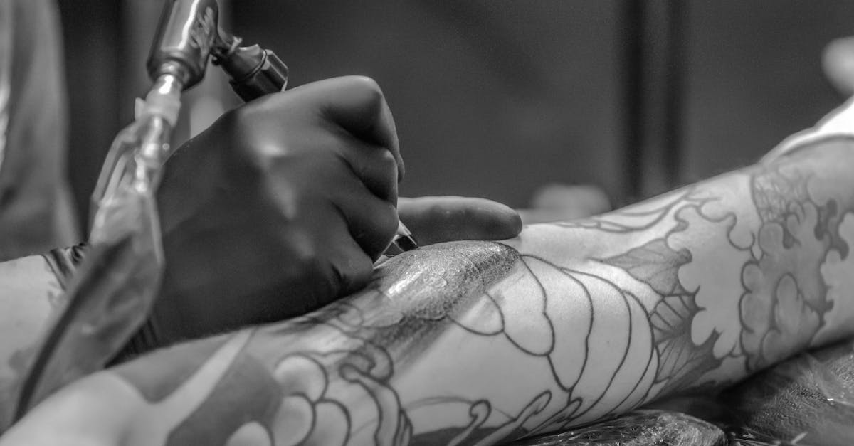 découvrez les dernières tendances en tatouage, des designs uniques et des conseils pour choisir votre prochain tattoo parfait.
