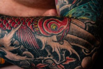 découvrez l'art du tatouage : styles, tendances, conseils et inspirations pour votre prochain tatouage unique.