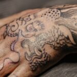 découvrez nos guides et inspirations sur les tattoos, des designs uniques et conseils pour votre prochain tatouage.